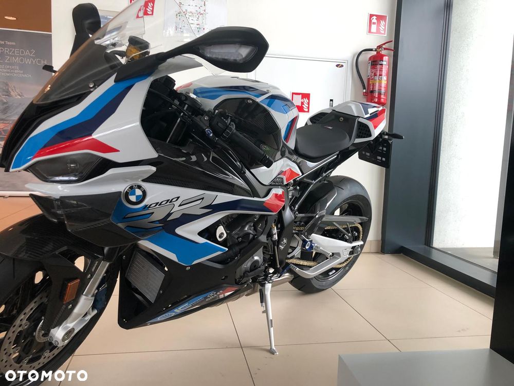 BMW S - 15