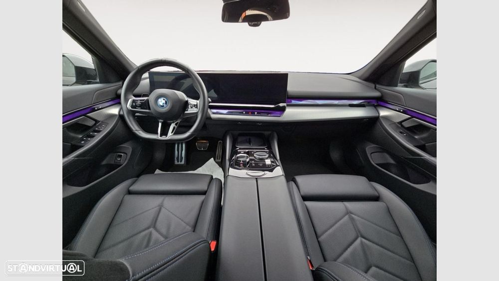 BMW i5 eDrive40 Pack Desportivo M - 11