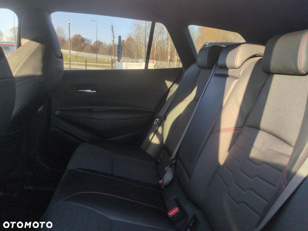 Toyota Corolla - 14