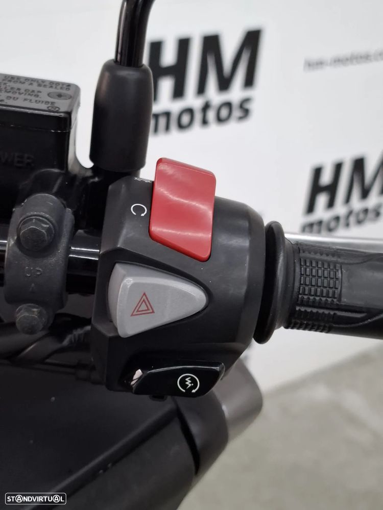 Honda Forza 300 - 11