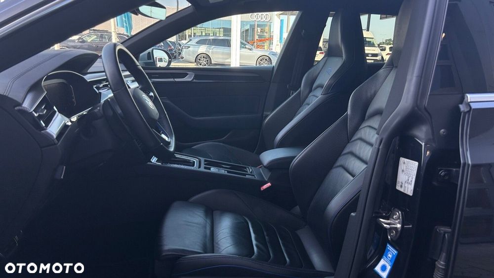 Volkswagen Arteon 2.0 TSI 4Motion R DSG - 9