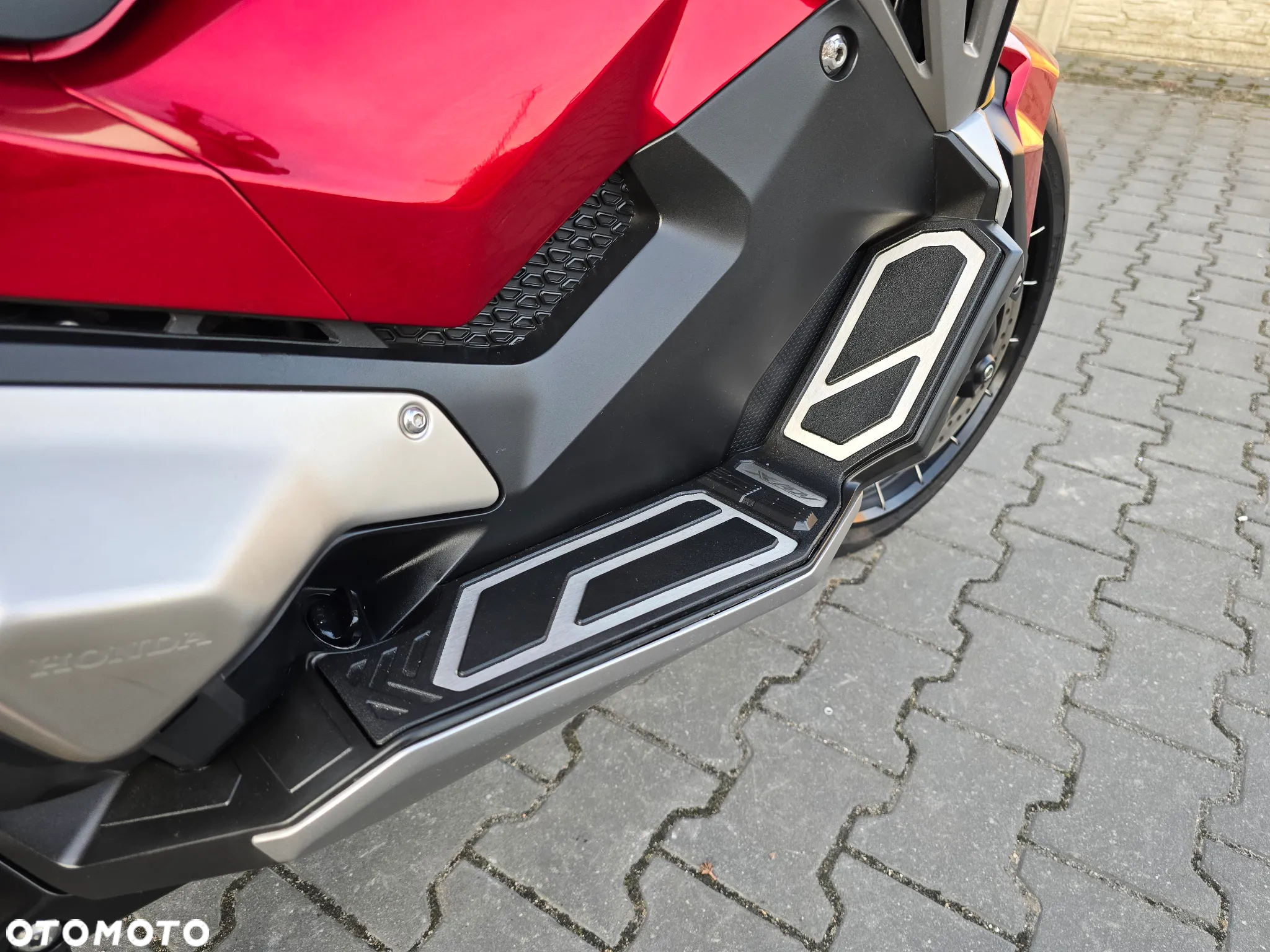 Honda X-ADV - 8