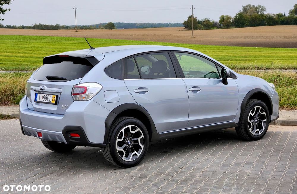 Subaru XV 2.0i Exclusive - 4
