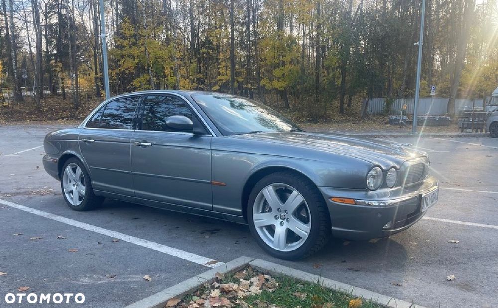 Jaguar XJR 4.2 - 5