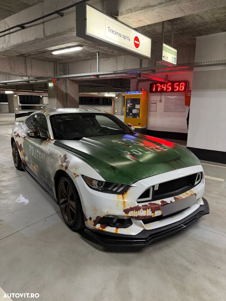 Ford Mustang 2.3 Eco Boost Aut. - 3
