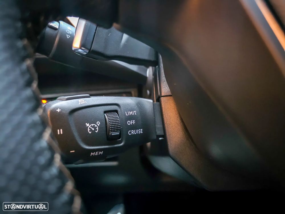 Peugeot 3008 1.2 PureTech GT Line EAT8 - 22