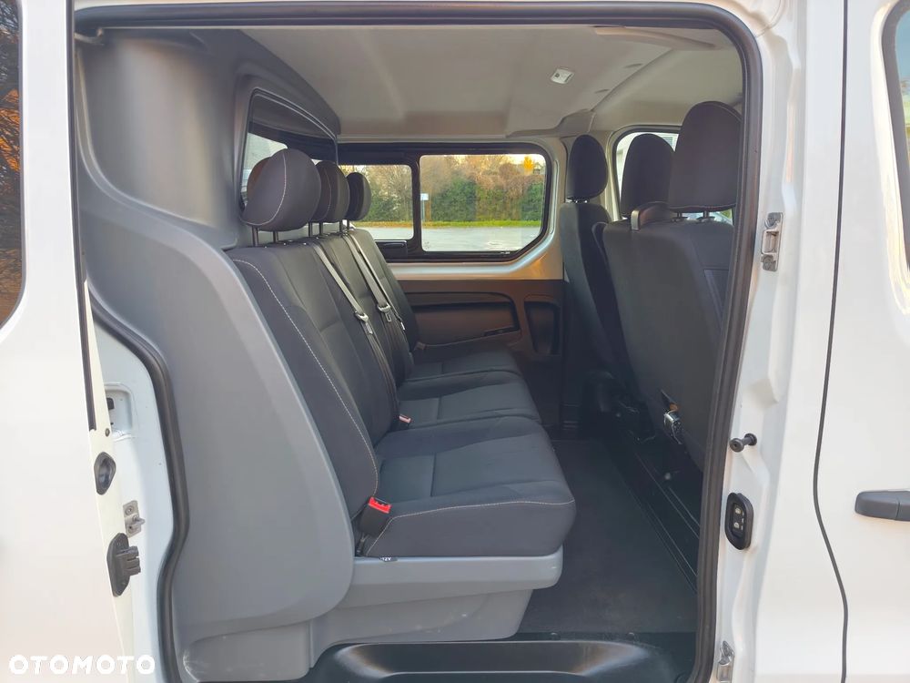 Renault Trafic - 15