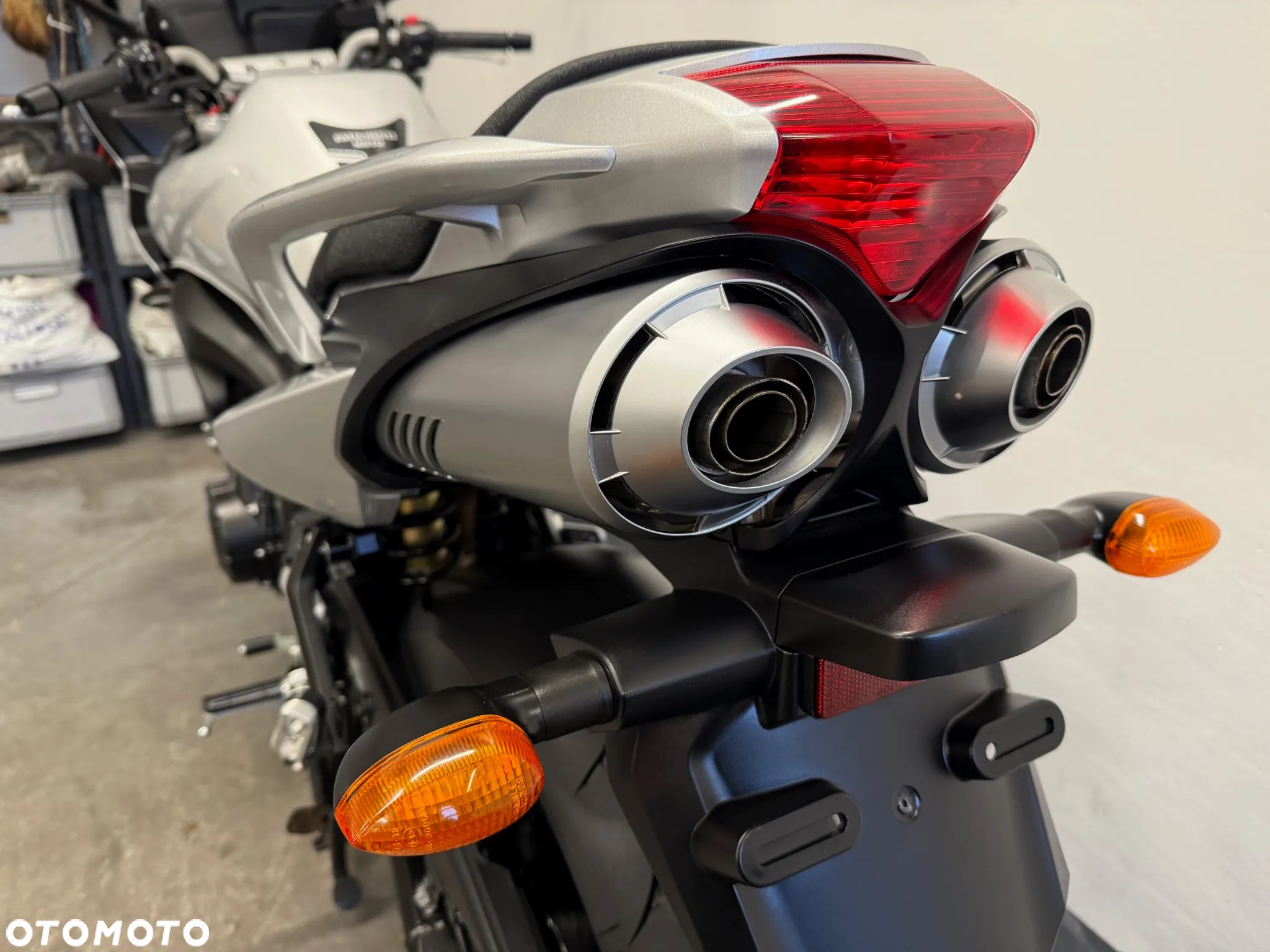 Yamaha FZ6 - 28