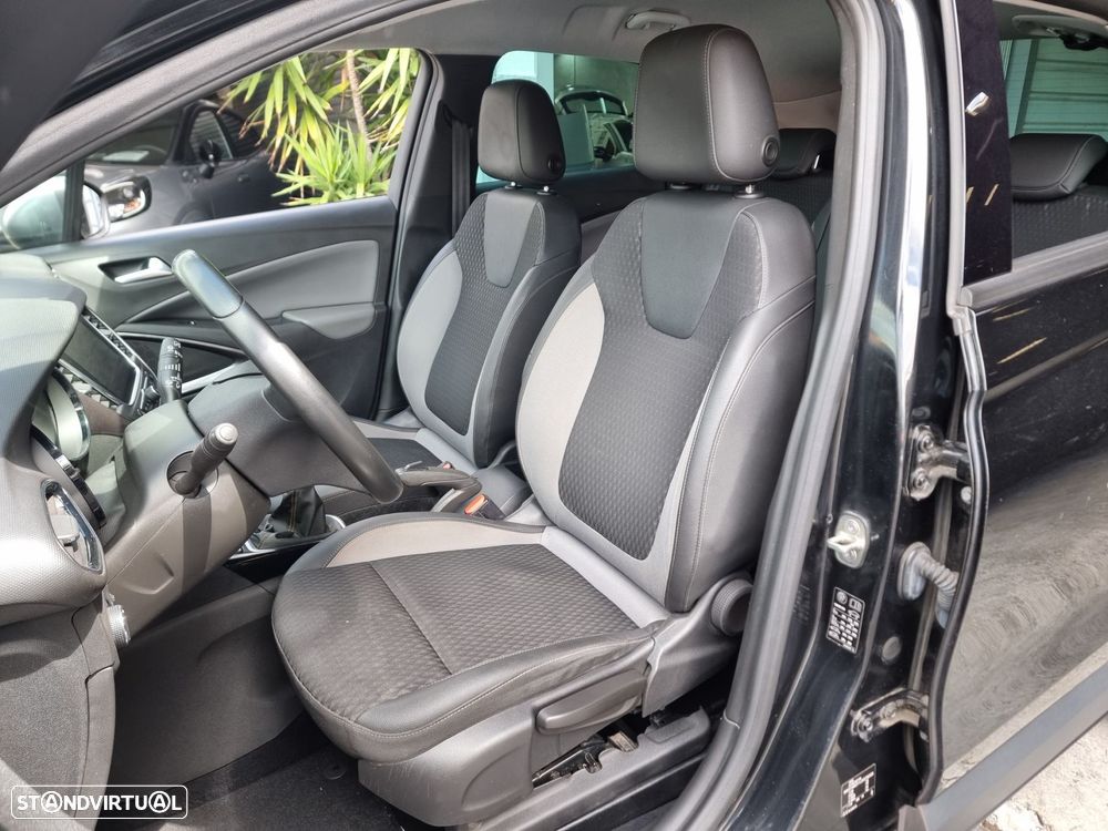 Opel Crossland X - 3