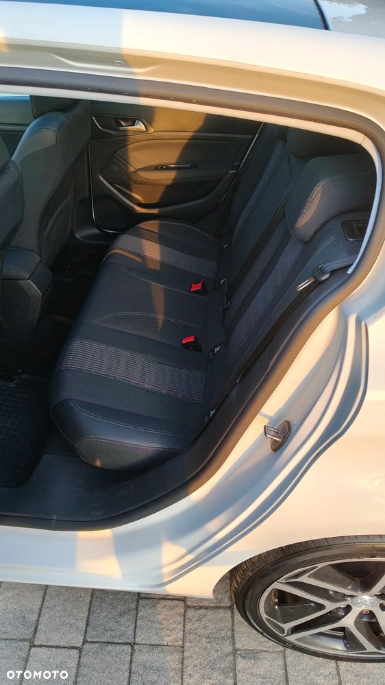 Peugeot 308 1.2 PureTech Allure S&S - 3
