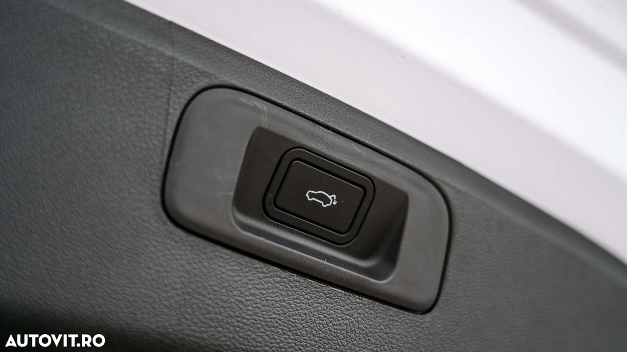 Geely Coolray - 11