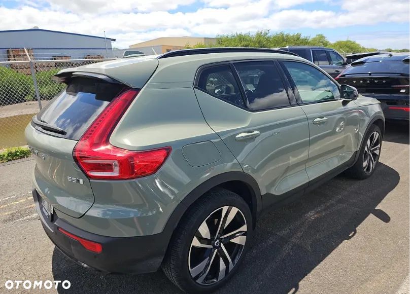 Volvo XC 40 B5 B AWD Ultimate Dark - 4