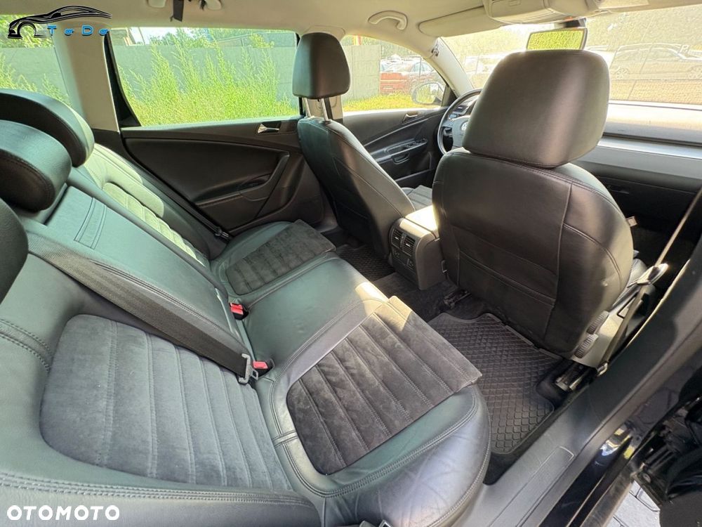 Volkswagen Passat Variant 2.0 TDI DPF 4Mot Highline - 28