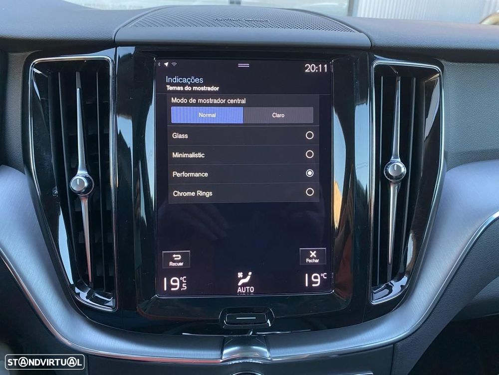 Volvo XC 60 2.0 T6 PHEV Inscription AWD - 27