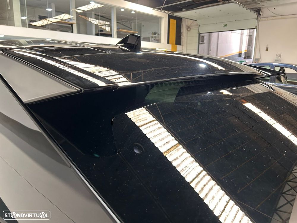 Peugeot 3008 1.2 Hybrid Allure e-DCS6 - 13