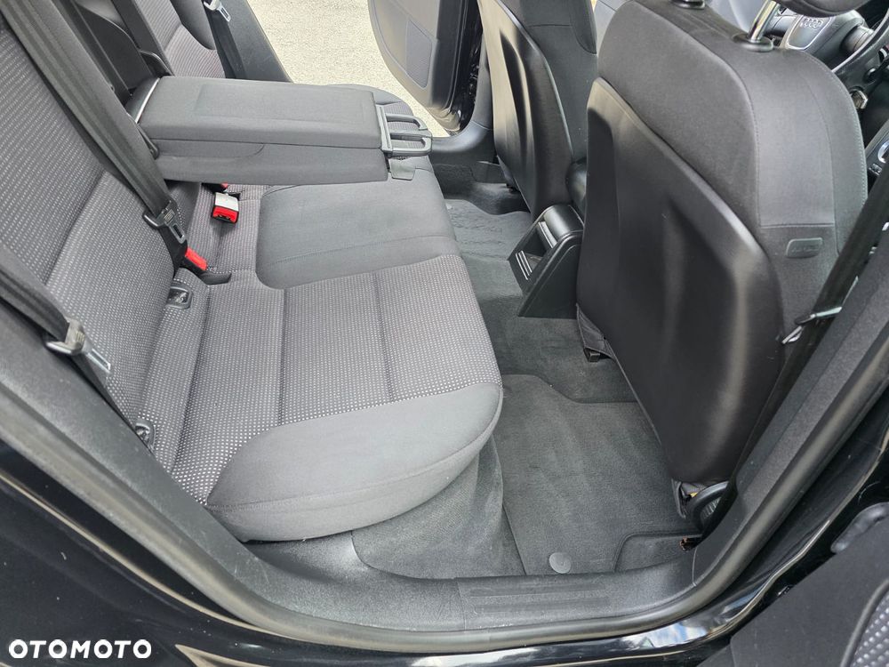 Audi A3 Sportback 2.0 FSI Ambition - 8