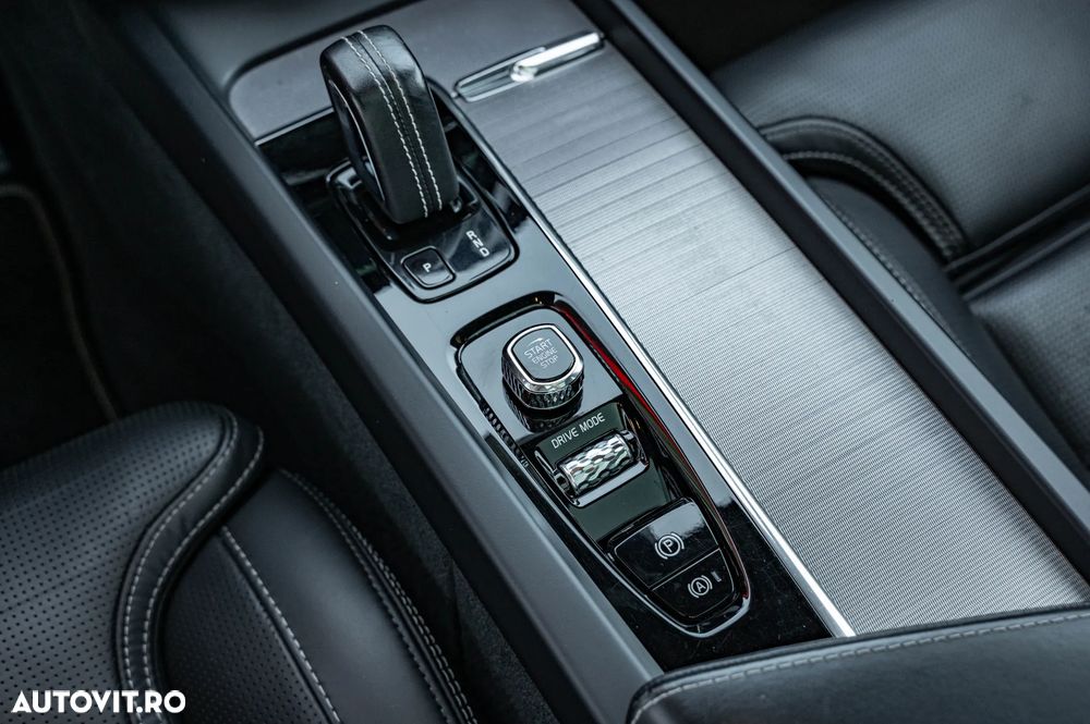 Volvo XC 60 B4 D AWD Geartronic RDesign - 23