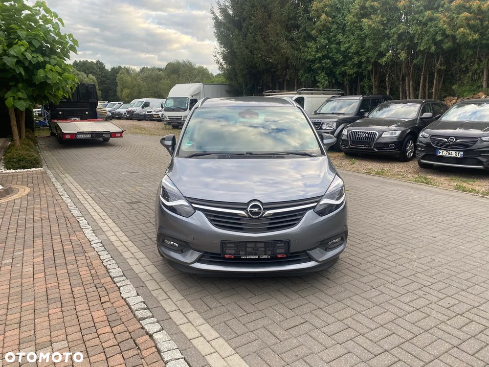 Opel Zafira - 2