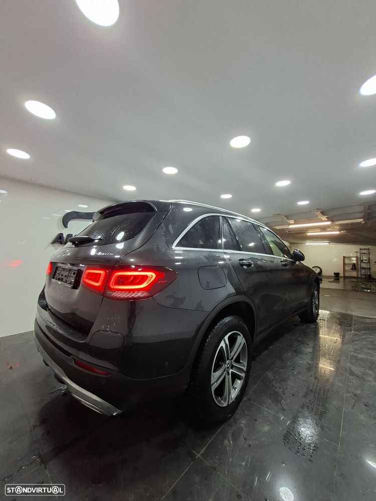 Mercedes-Benz GLC 300 de 4Matic 9G-TRONIC AMG Line - 3