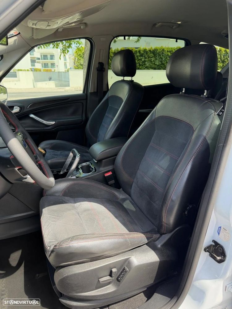 Ford S-Max - 6