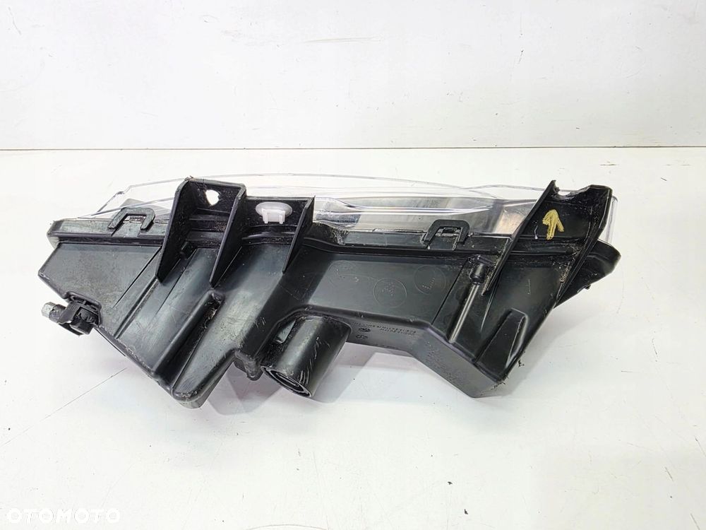 HALOGEN PRAWY PRZÓD TESLA MODEL 3 Y LIFT 1624798-00-A - 4
