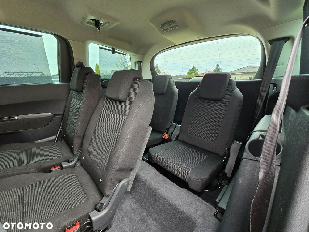 Peugeot 5008 - 9