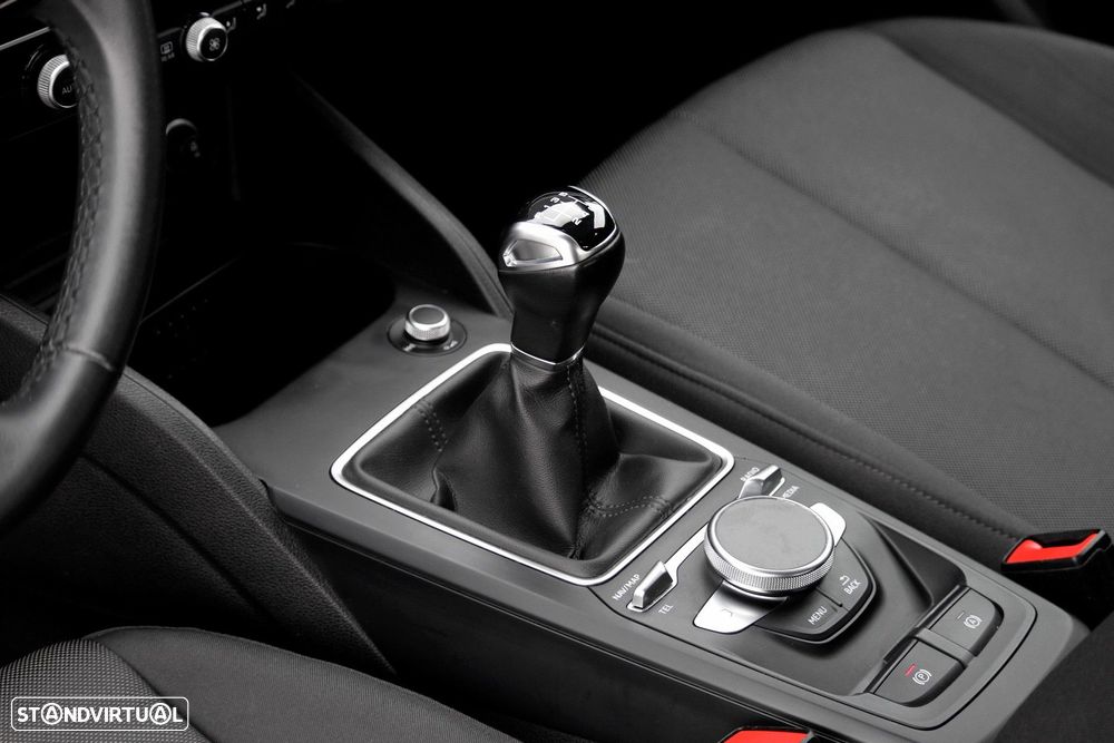 Audi Q2 30 TFSI Advanced - 14