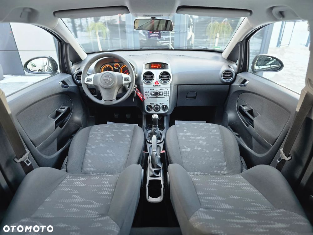 Opel Corsa 1.4 16V Satellite - 22