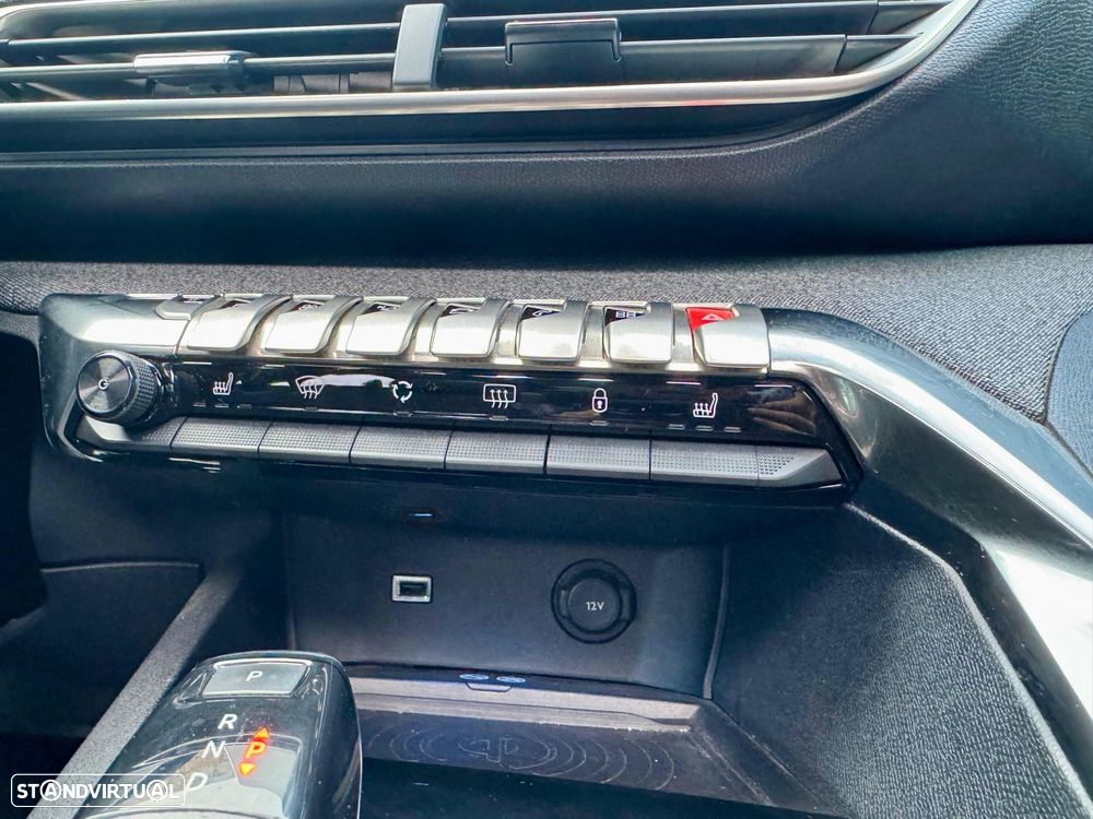 Peugeot 3008 1.6 BlueHDi GT Line EAT6 - 42