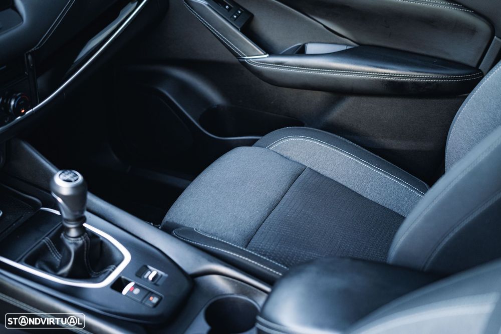 Nissan Qashqai 1.3 DIG-T N-Connecta J18 Led - 26