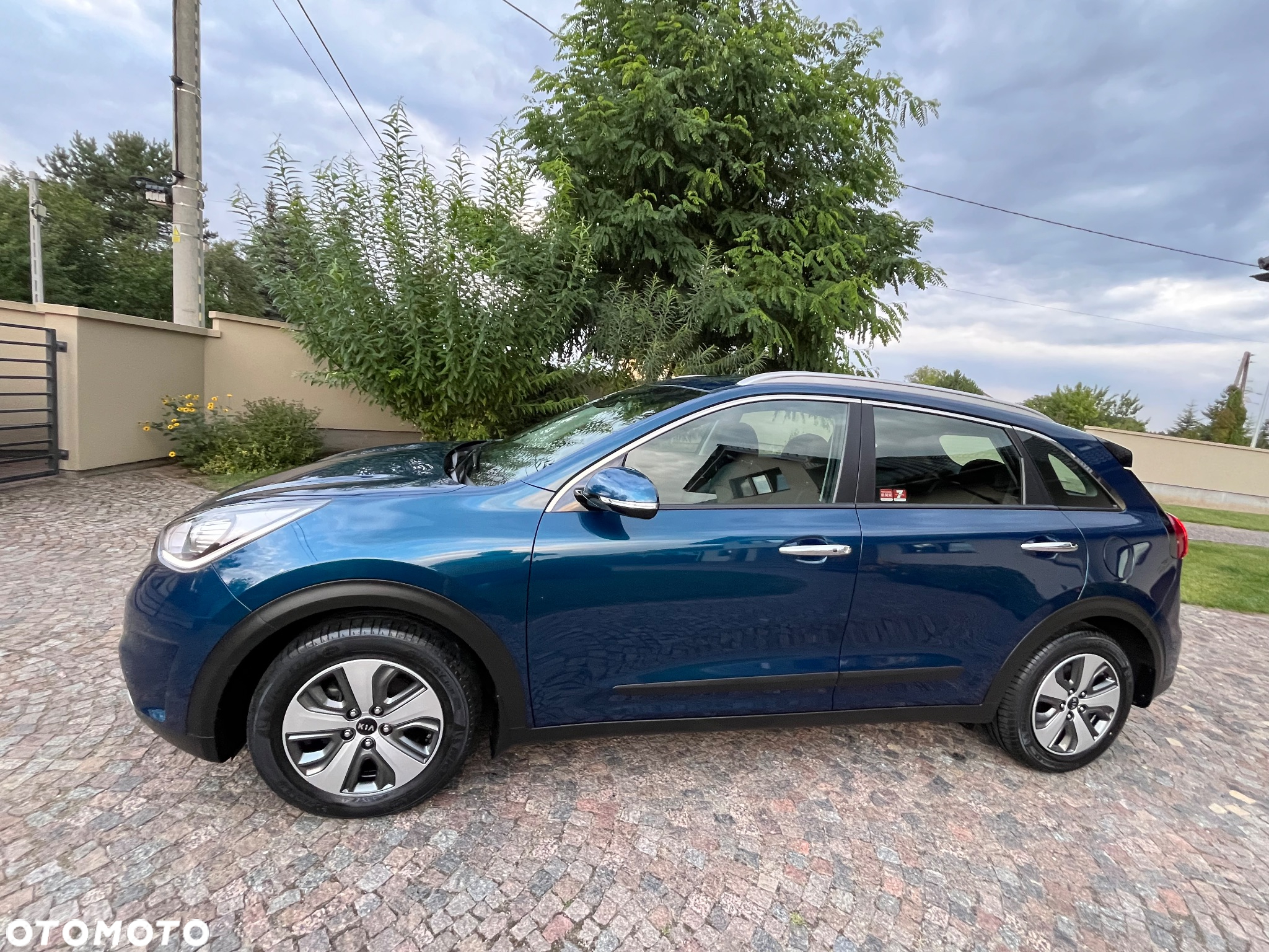 Kia Niro 1.6 GDI Hybrid L - 6