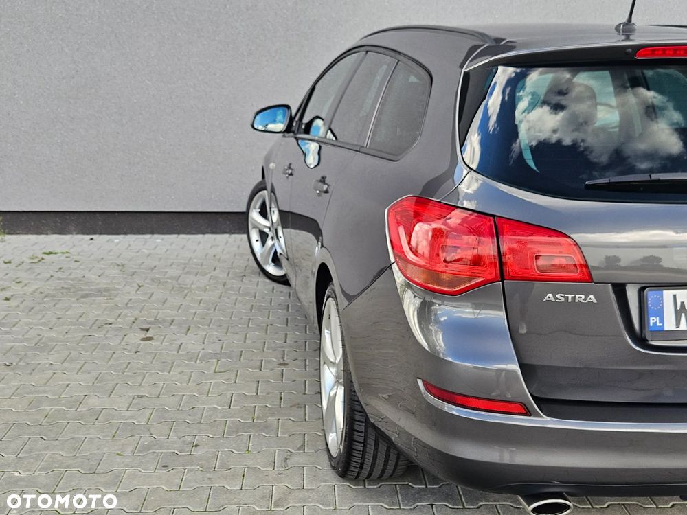 Opel Astra 1.4 Turbo Sport - 23