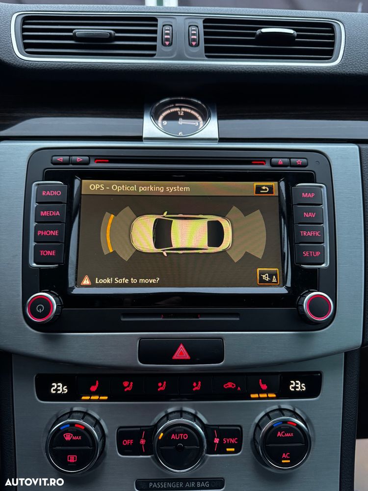 Volkswagen Passat CC 2.0 TDI BlueMotion Technology DSG Exclusive - 17