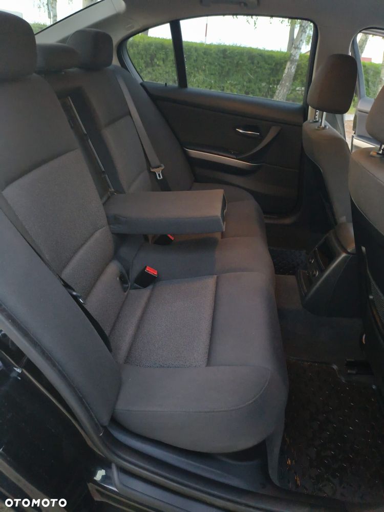 BMW Seria 3 316i - 9