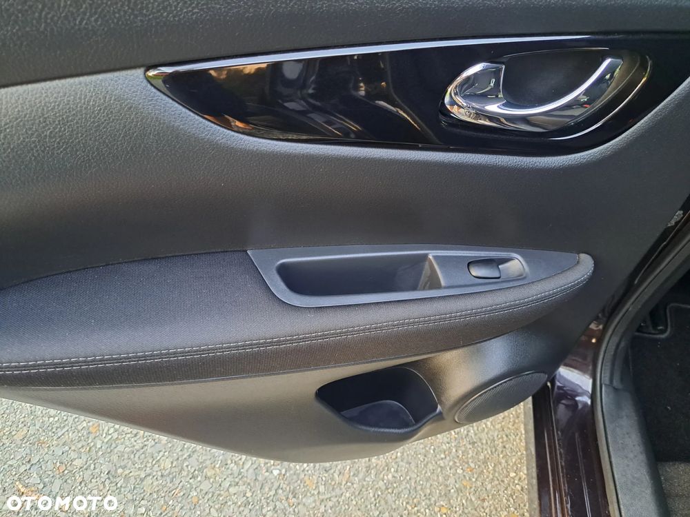 Nissan Qashqai 1.6 DCi Black Edition EU6 - 16