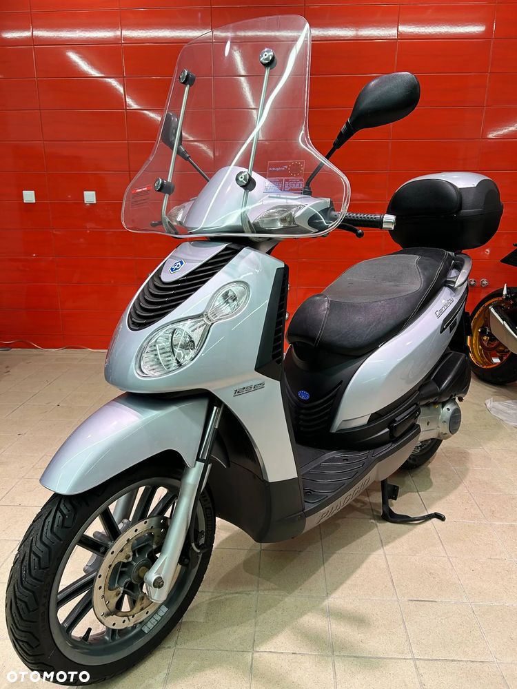 Piaggio Carnaby - 17