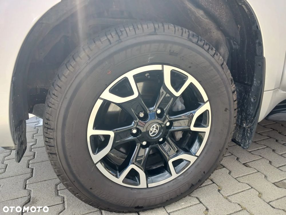 Toyota Land Cruiser 2.8 D-4D Automatik - 7