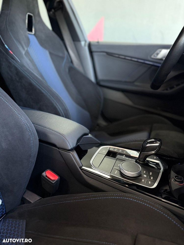 BMW M2 M235i xDrive - 14