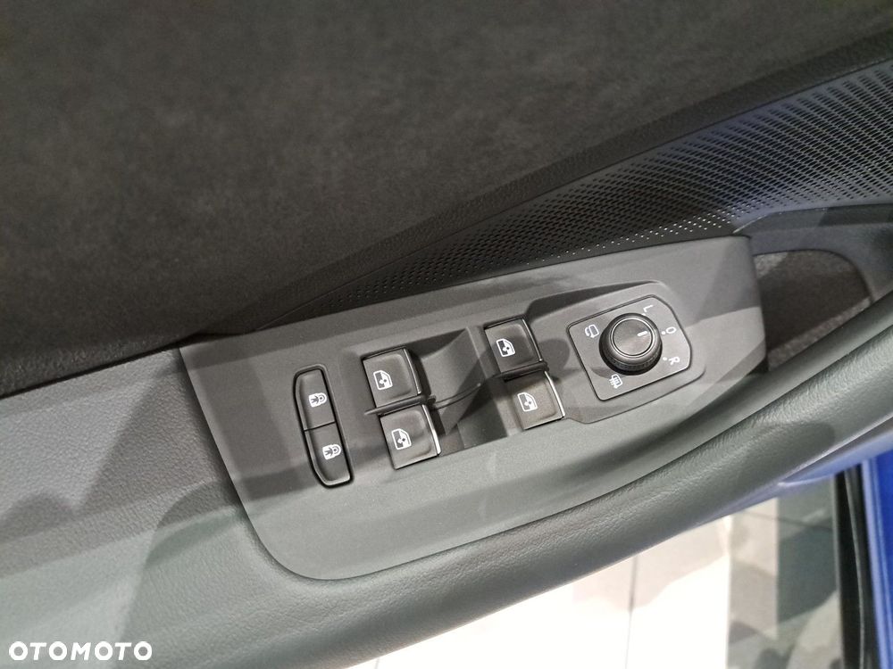 Volkswagen Passat 1.5 TSI eHybrid PHEV R-Line Plus DSG - 16