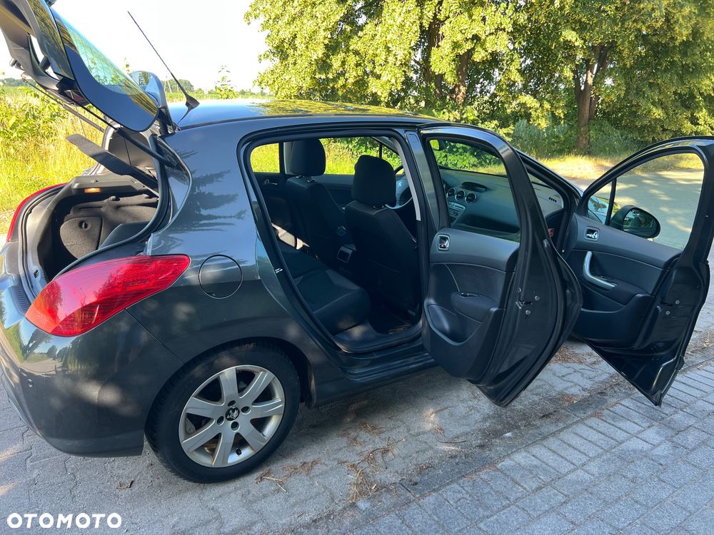 Peugeot 308 - 10