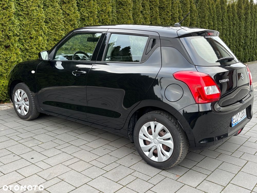 Suzuki Swift 1.2 Premium Plus - 22