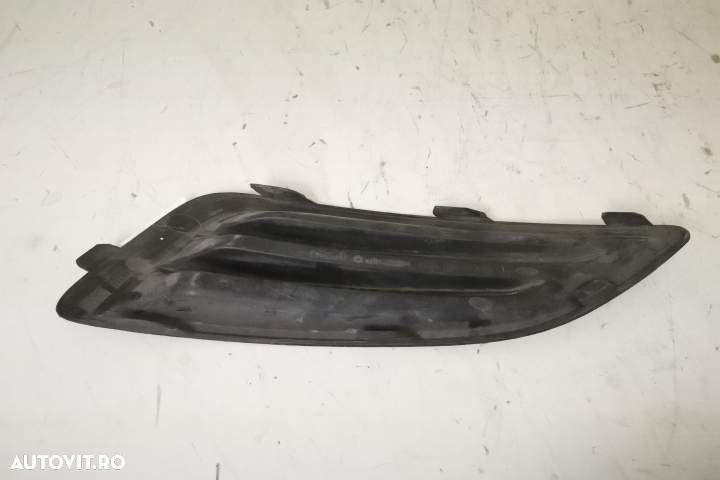 Grila Proiector Dreapta Originala In Stare Buna Ford  Fiesta  6 [facel - 4