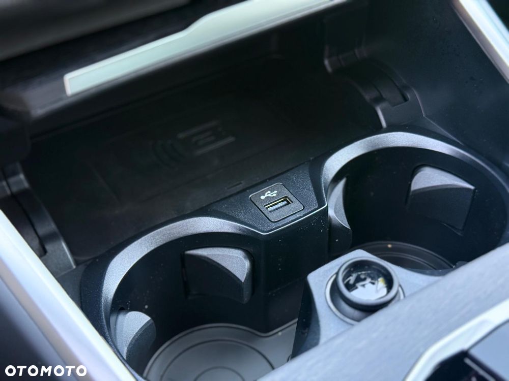 BMW Seria 3 318d mHEV M Sport - 24