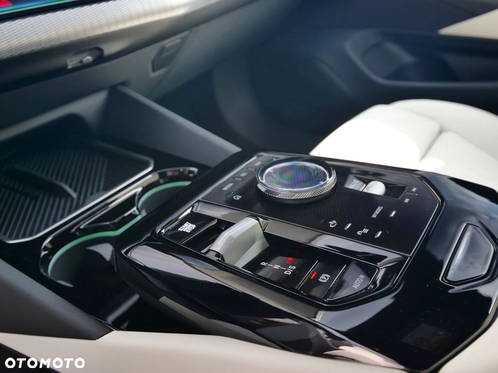 BMW Seria 5 520d xDrive mHEV M Sport - 20