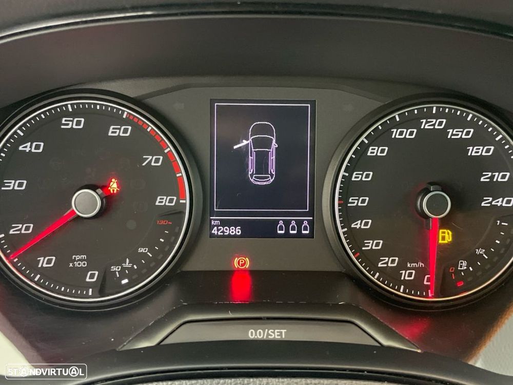 SEAT Arona 1.0 TSI FR DSG - 9