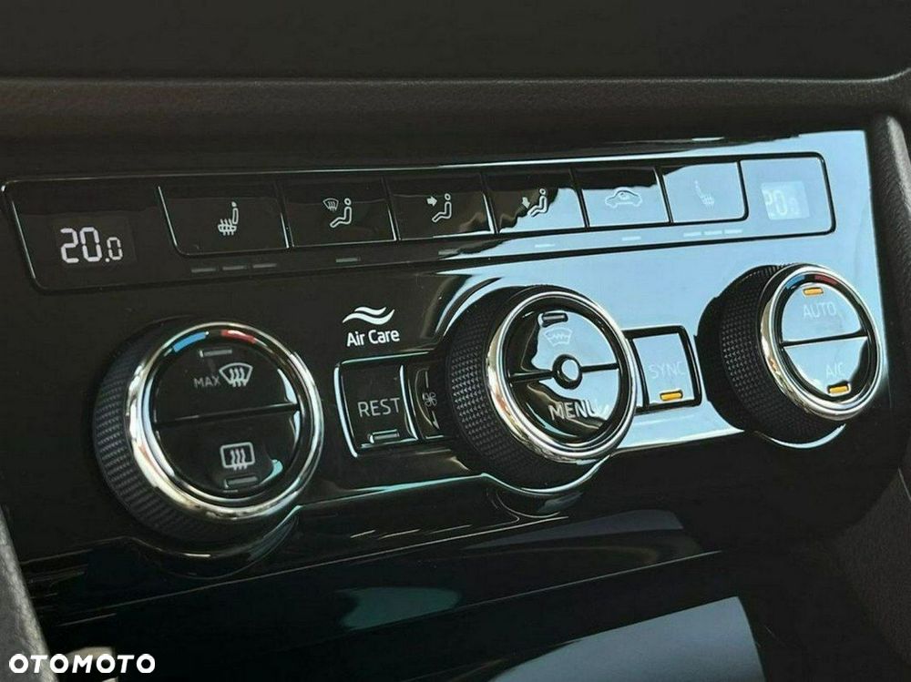 Skoda Superb 2.0 TSI L&K DSG - 29