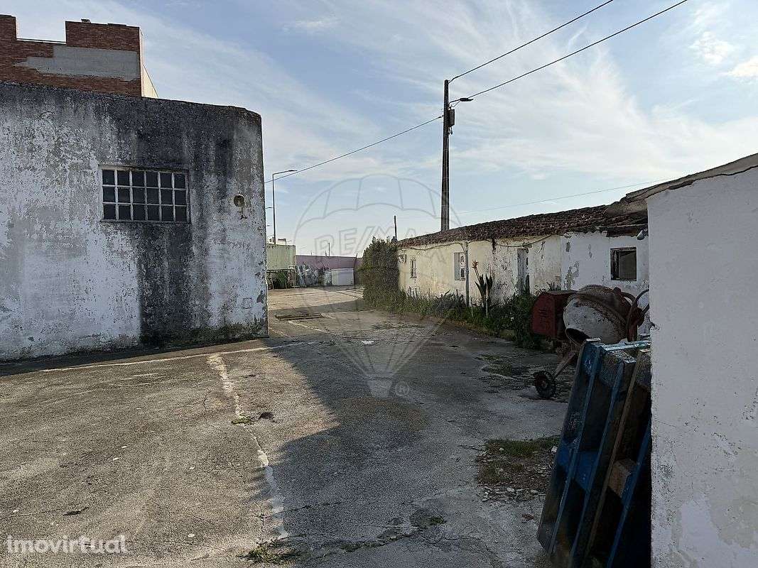 Moradia T2 para venda - Grande imagem: 2/16