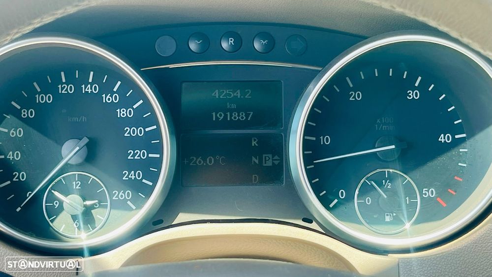 Mercedes-Benz ML 320 CDI - 19