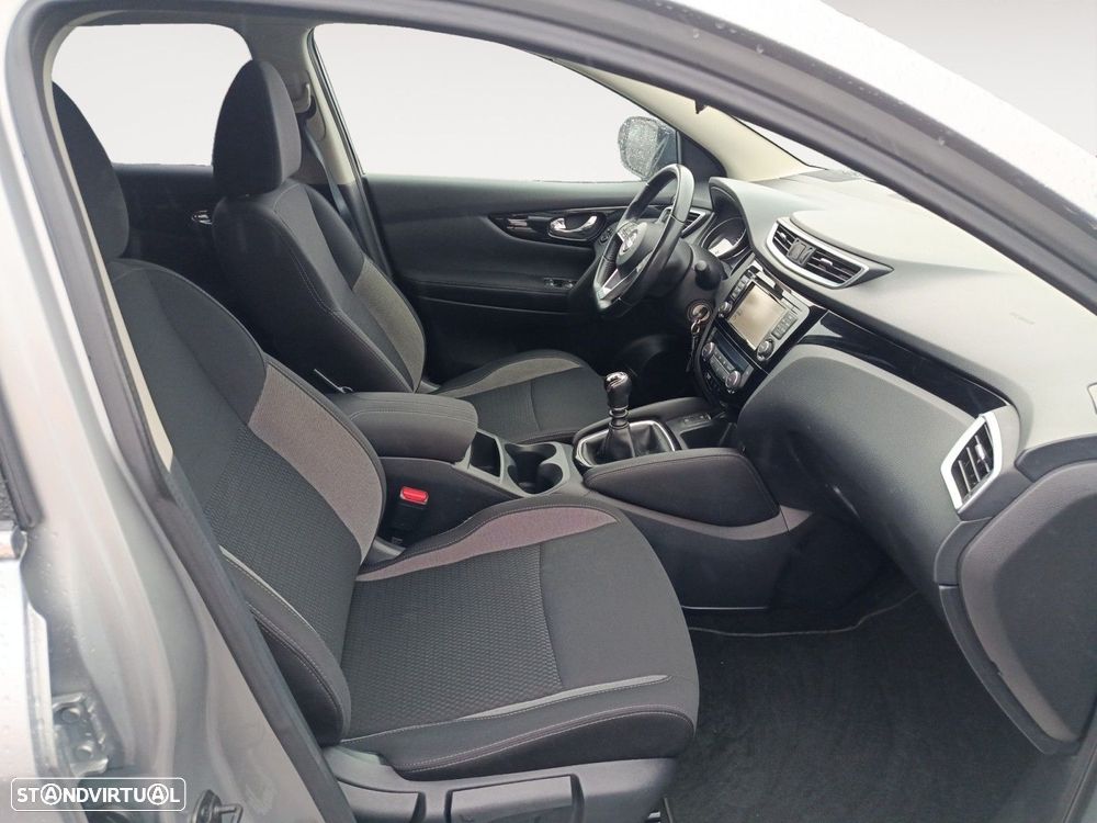 Nissan Qashqai 1.5 dCi N-Connecta - 15