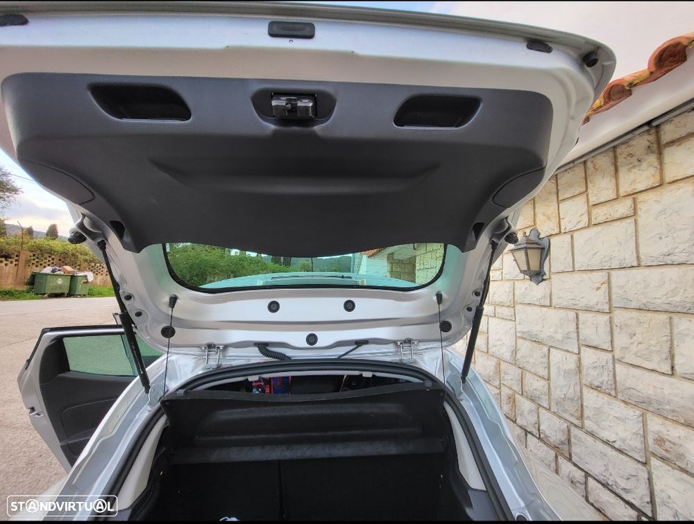 Renault Clio 1.5 dCi Limited - 10